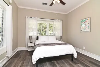 Image de Cozy Studio in Winter Garden