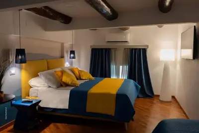 Image de Two rooms Chiaia