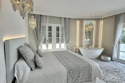 Image de Mil y un Momentos Mágicos: Villa con Encanto Árabe