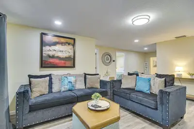 Image de Tropical Tampa Home: Pets Welcome!