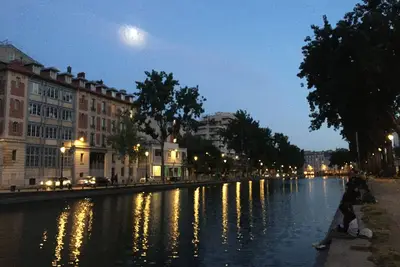 Image de A Paris, au bord de l'eau