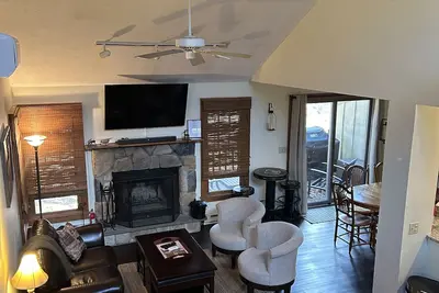 Image de Cozy Pet-Friendly House That Your Family Will Love In Camelback Mountain-
