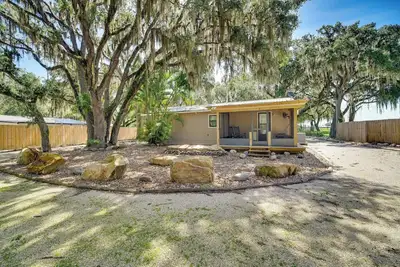 Image de Lake Wales Vacation Rental w/ Direct Canal Access!