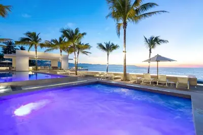 Image de Harbor 171 Beachfront 2 brdm 2 bath