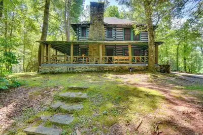 Image de 21 Mi to Devils Fork State Park: Sunset Cabin!