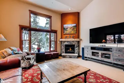 Image de Spacious 4br in Keystone | Pool & Hot Tub Access