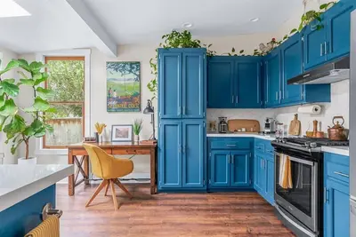 Image de 1884 Modernized Home: Fire Pit, Tesla Tech, Near Downtown