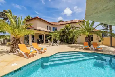 Amazing 4br4ba Villa w/ Pool & BirdSanctuary Views