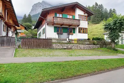 Image de Appartement \"Kramernest\" avec vue sur les montagnes, balcon et Wi-Fi