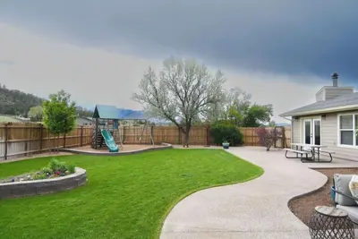 Image de Quiet one story home with Mountain View