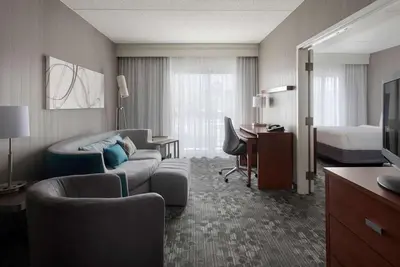 Image de Always a Great Idea To Unwind! Close to Dilla Street, w/ Pool, Pet-Friendly