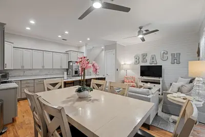 Image de Littlemiss Sunshine|Pet Friendly|Walk to the Beach|Santa Rosa Beach