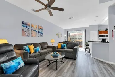 Image de Cozy Townhouse Minutes from Disney World