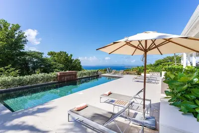 Image de Belle Bague- Large & contemporary, enjoy ocean views, mins to beach & shopping