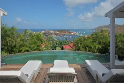 Image de Fabrizia- Private estate w/ panoramic harbor views, sunsets, restaurants & shops