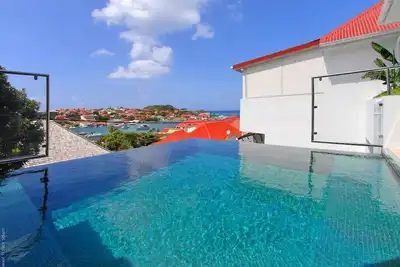 Image de Wastra- Modern apartment w/ harbor views, close to beach, restaurants, and shops