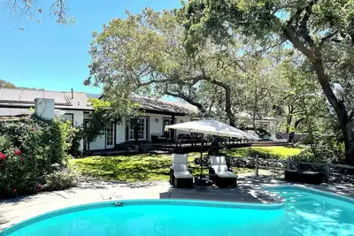 Image de Glen Ellen Getaway: Wine Country Retreat