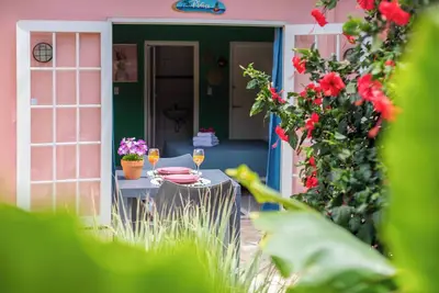Image de Tweepersoonskamer op het Tropische Mini-resort Happy Curoase