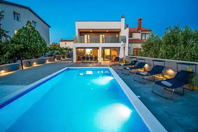 Image de Beautiful vacation home with a private pool