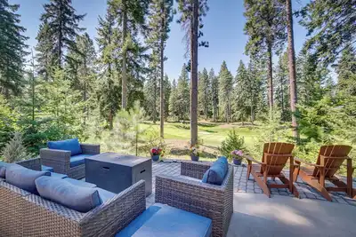 Image de Luxury Home in Suncadia Hot Tub + Fire Pit!