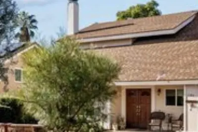Image de Beautiful four bedroom house in quiet neighborhood.