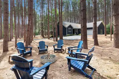Image de Bellaire Golf/Ski Retreat + More at Schuss Mountain