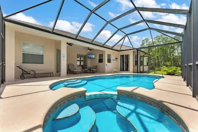 Image de Spacious 5-bedroom Jewel with Pool
