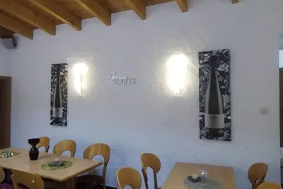 Image de Gästehaus Weingut Thielen-schunk und Sohn - Dz/du/wc \"dornfelder\"