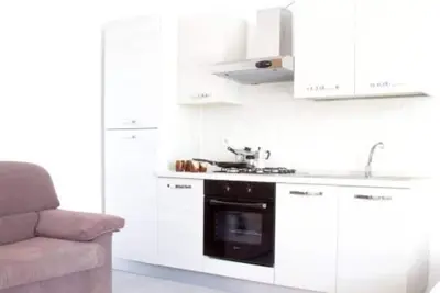 Image de Excellent Location