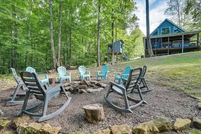Image de Luxe Kentucky Cabin Rental ~ 36 Mi to Mammoth Cave