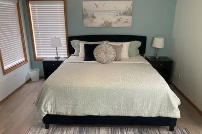 Image de Beautiful Burley Home Sweet Home! King Bed! !