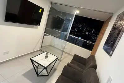 Image de Apartamento en el Poblado con Vista a Todo Medellin
