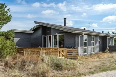 Image de \"Floria\" - 1. 4km from the sea by Interhome