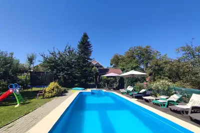Image de Appartement de vacances avec piscine extérieure et climatisation
