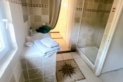 Image de Location Appartement T2 dans villa avec jardin