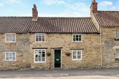 Image de A delightfully unique cottage set in the beautiful town of Helmsley.