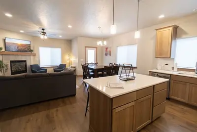 Image de Post Falls Hideaway New 4 Bedroom Home Short Term