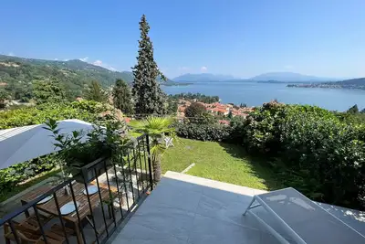 Image de Verbano Boutique Apartment in Meina with lake view