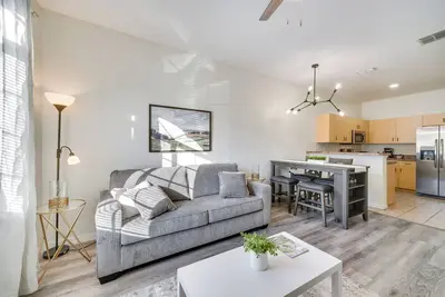Image de Pool Access: Family-Friendly Poinciana Condo!