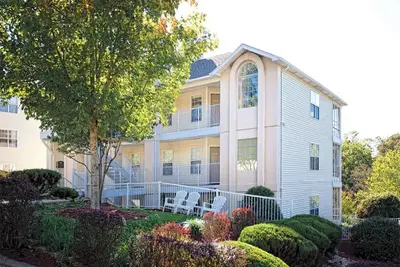 Image de 2 Bedroom Lockoff Condo, Sleeps 8, 2 Living Areas, Branson At The Falls Resort!