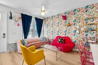 Welcome to Paradise! ~ Steps to Beach! ~ Sleeps 10