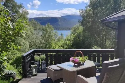 Fjord Peace, Authentic Norwegian cabin life with modern comforts