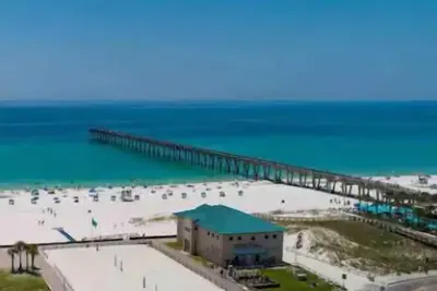 Image de Whole House Relaxation at Pensacola's Navy Point. 3 bed 1 bath home.