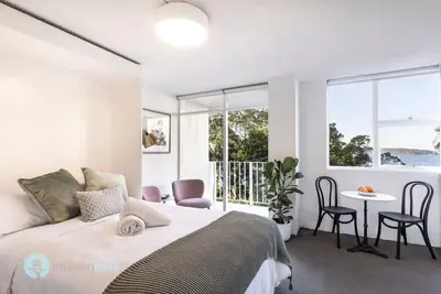Image de Apmnt With Parking, Balcony, Pool & Harbour Views