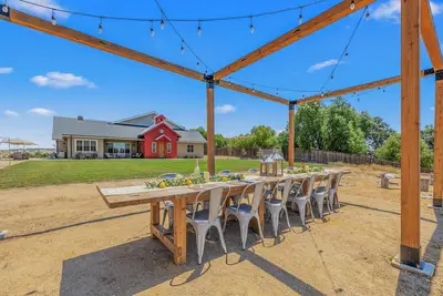 Image de Cooperage by AvantStay | Vineyard, Views, Soccer