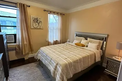 Image de Lo más Cómodo y Confortable en el Centro del Bronx