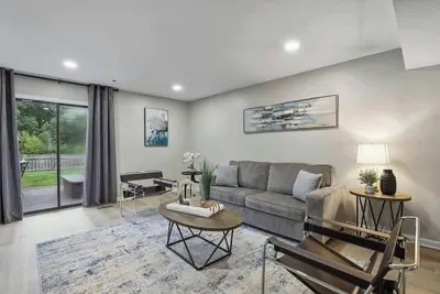 Image de 3br + Near Mall + Fast WiFi | Lcp Collection