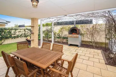 Image de Tranquil Times-Pizza Oven, Fireplace, Near the golf Course