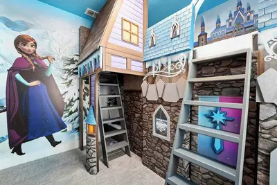 Image de The Regal | Pvt palace on I-Drive w/ castle theme Rm, pool - close to everything