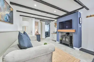 Image de Luxury Couple's Getaway With River Views and Parking in the Heart of Polperro